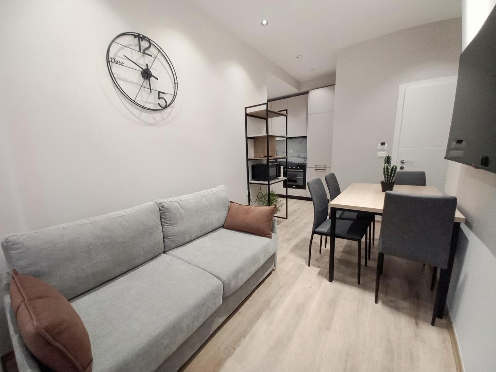 Goat Apartments Тирана Екстериор снимка