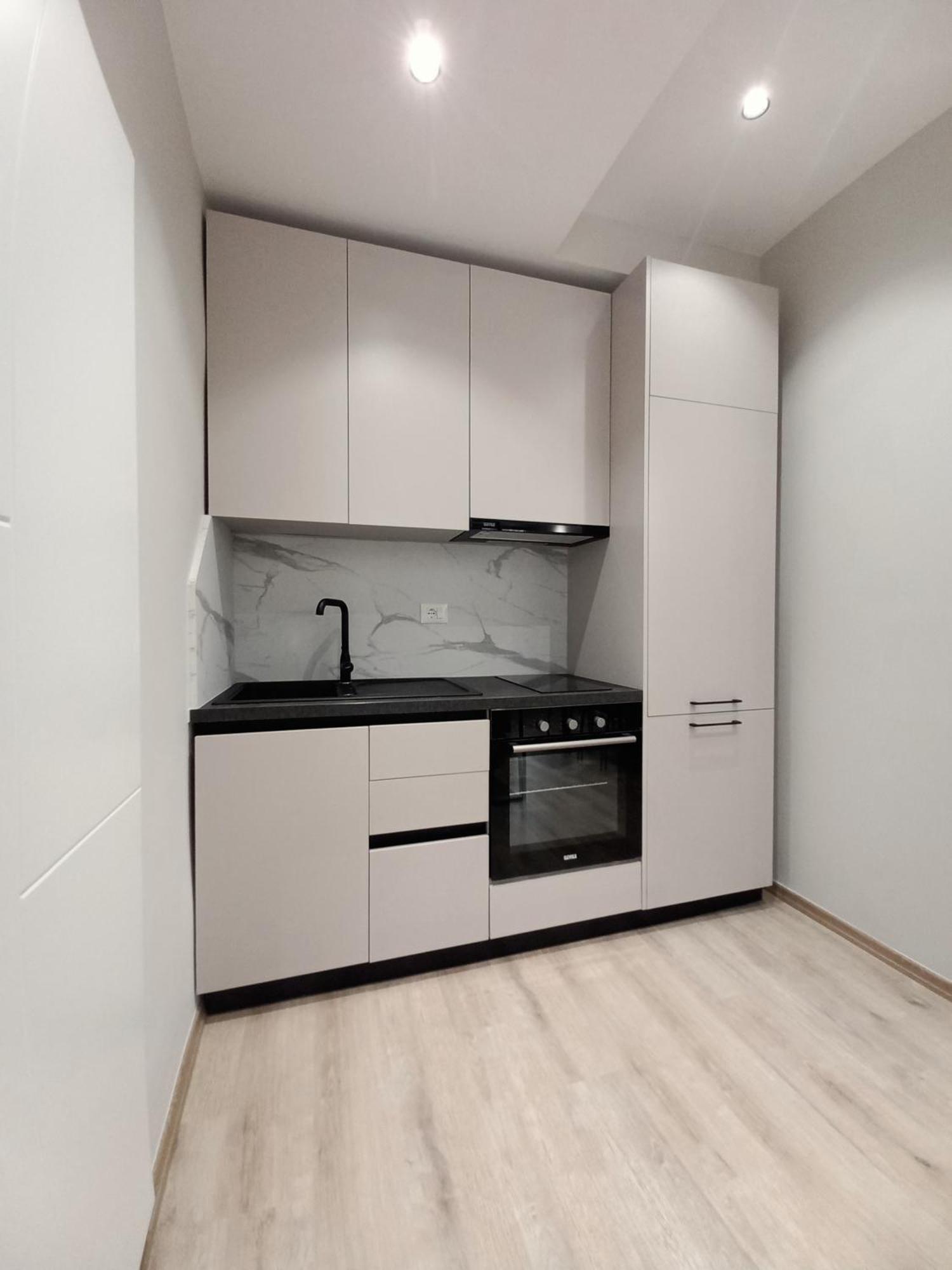 Goat Apartments Тирана Екстериор снимка